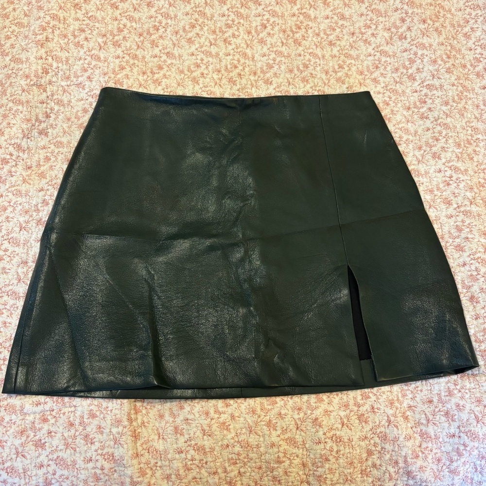 Aritzia Sunday Best Faux Leather Skirt